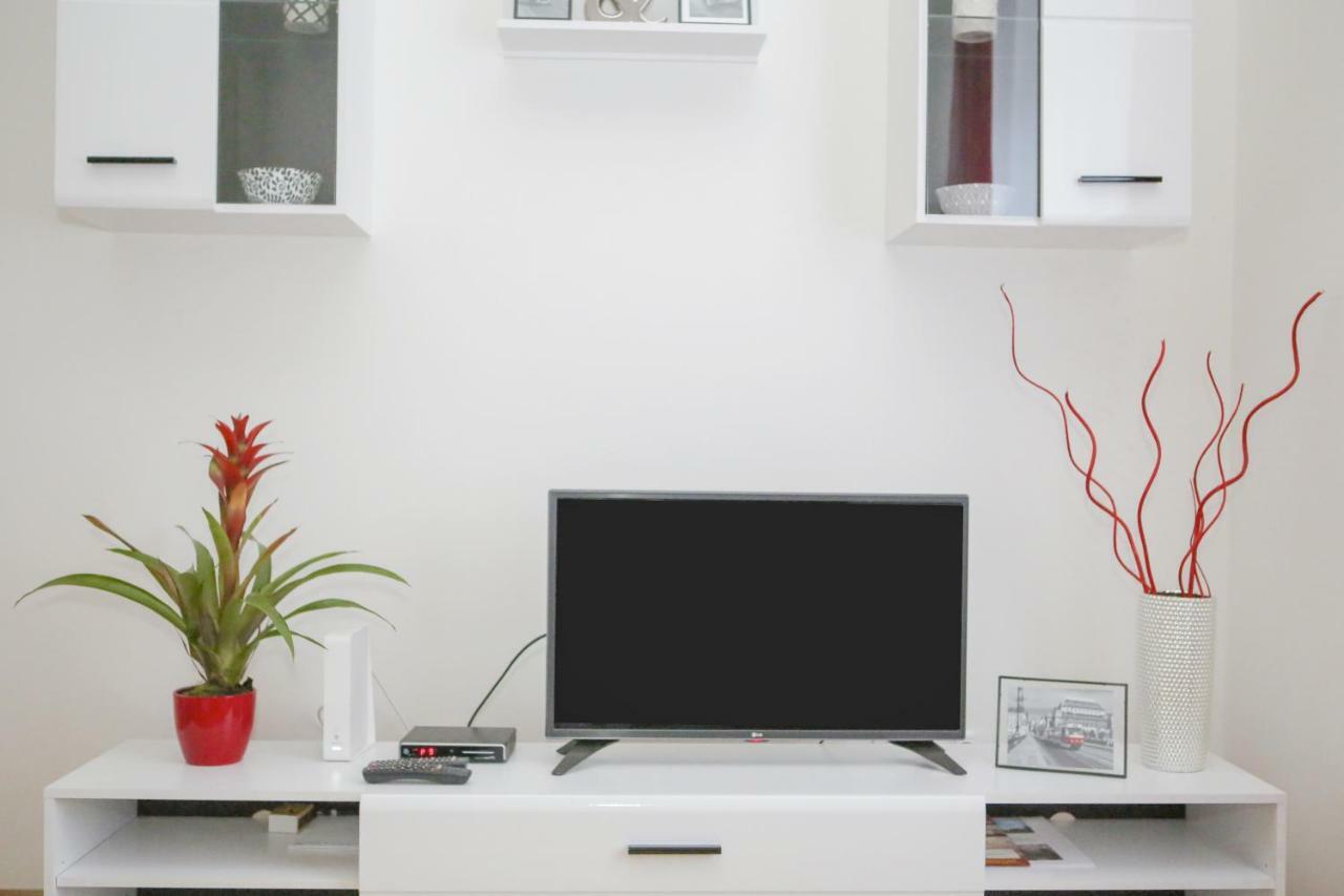 Stylish Apartment A Few Steps From Metro Prague Ngoại thất bức ảnh